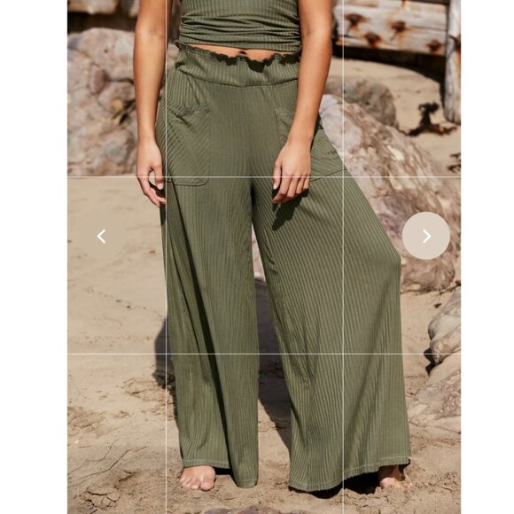 Free People Movement Blissed Out Wide Leg Pants Green Size XS Relaxed Fit NWOT - Picture 3 of 13